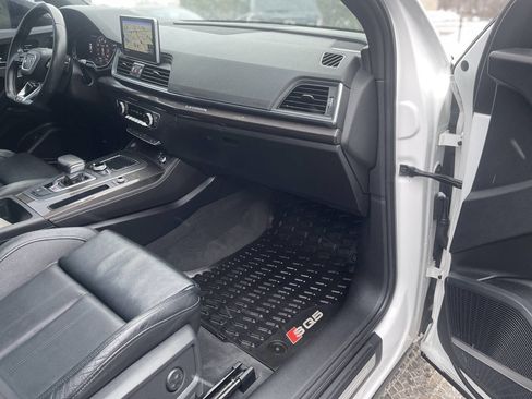 Used 2019 Audi SQ5 Prestige w/ Prestige Package image 14