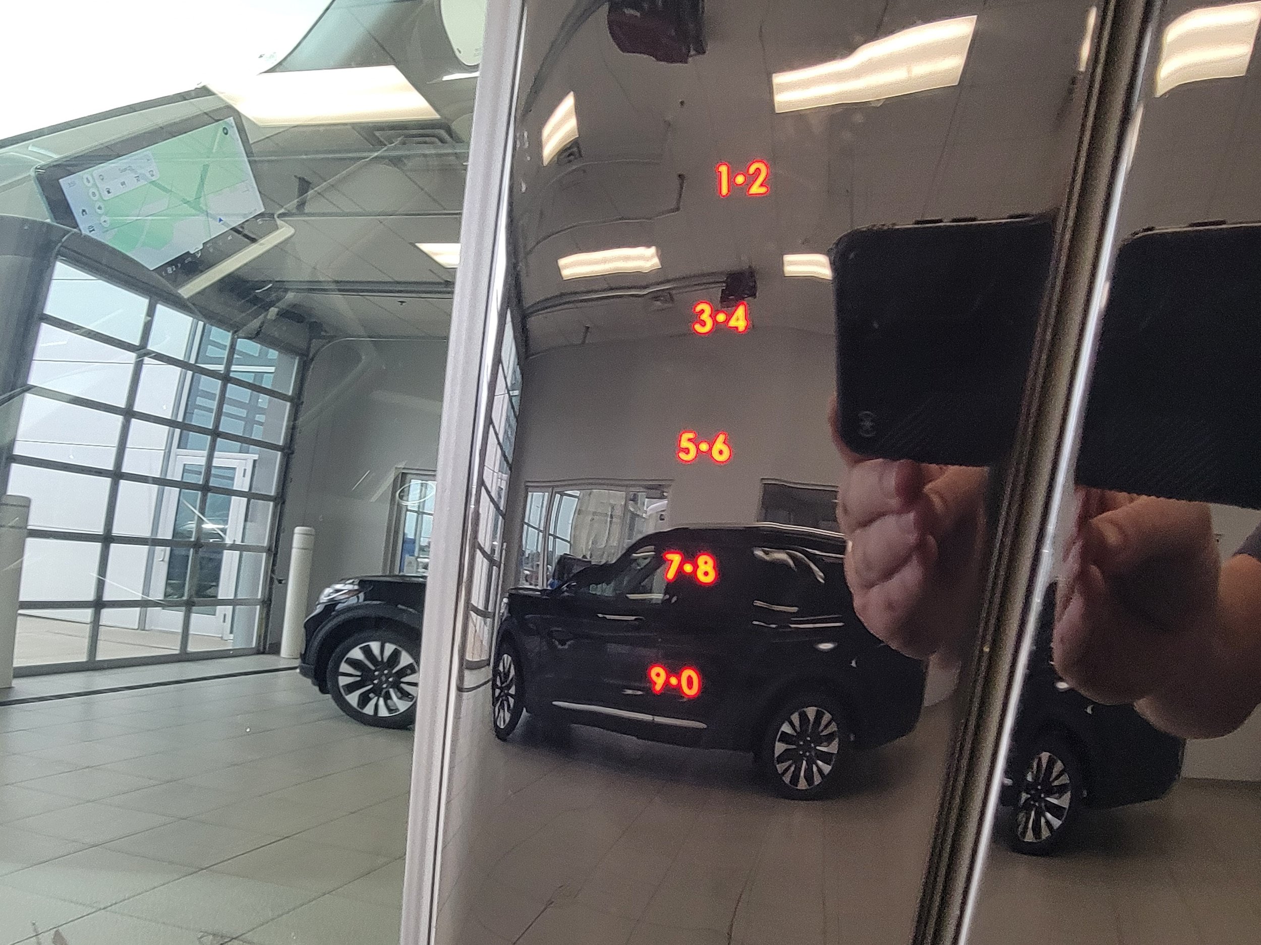 Used 2025 Ford Explorer ST-Line AWD/4WD image 22