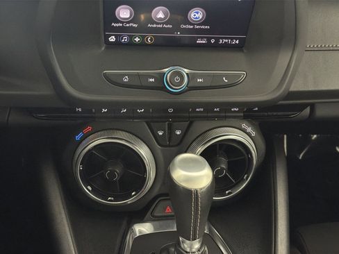 Used 2020 Chevrolet Camaro LT image 21