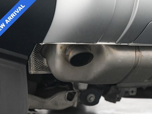 Used 2024 Land Rover Defender 110 S image 22