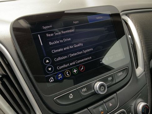 Used 2024 Chevrolet Malibu LT image 39