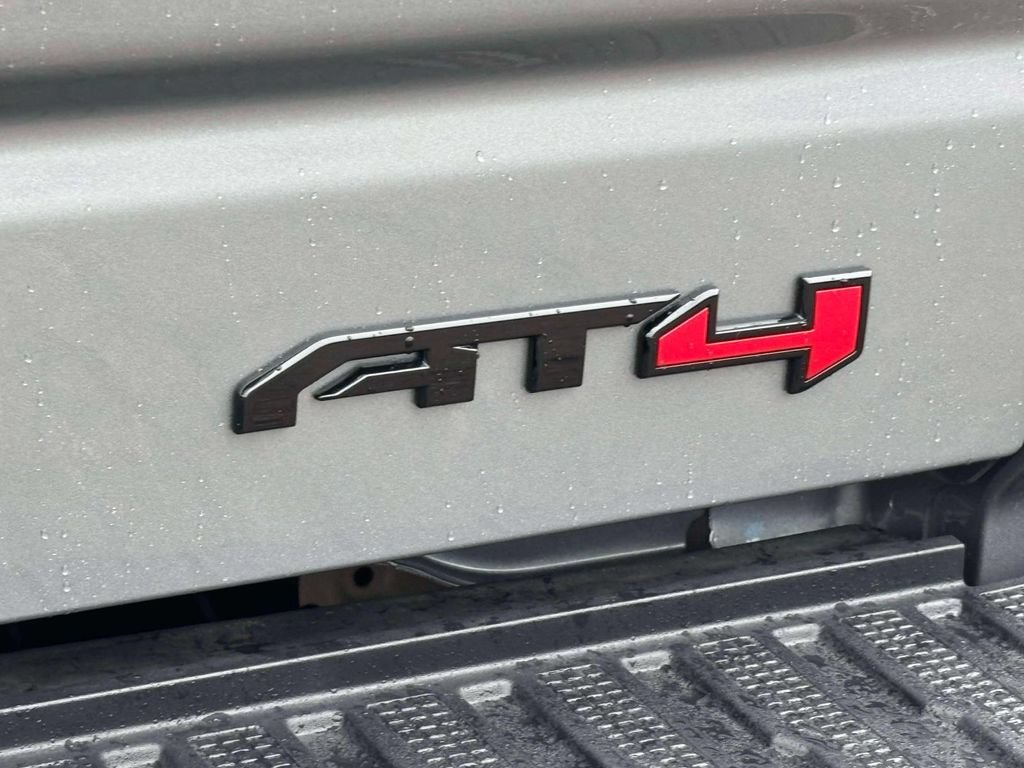 New 2026 GMC Sierra 1500 AT4 w/ LPO, Black Badging Package AWD/4WD image 37