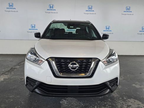 Used 2020 Nissan Kicks SV FWD image 21