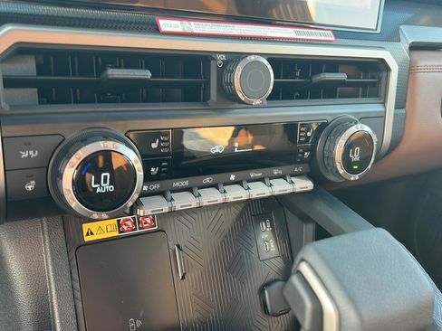 New 2026 Toyota 4Runner Limited image 26