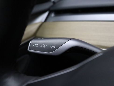 Used 2023 Tesla Model 3 Standard Range image 53