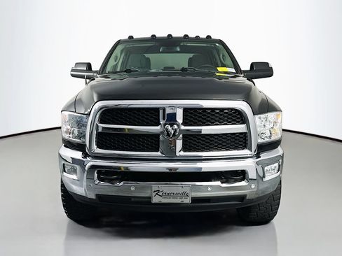Used 2018 RAM 2500 Tradesman w/ Chrome Appearance Group AWD/4WD image 2