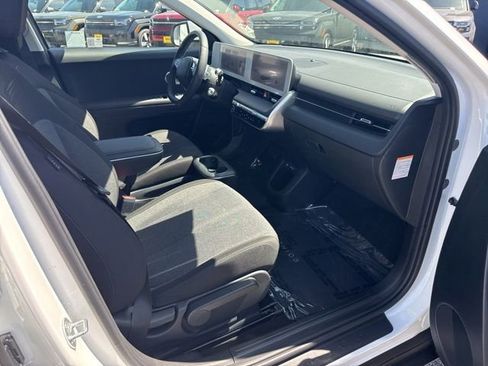 Used 2024 Hyundai Ioniq 5 SEL RWD image 9