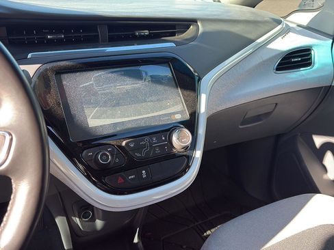 Used 2020 Chevrolet Bolt LT image 16
