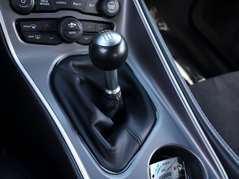 Used 2022 Dodge Challenger R/T Scat Pack RWD image 30