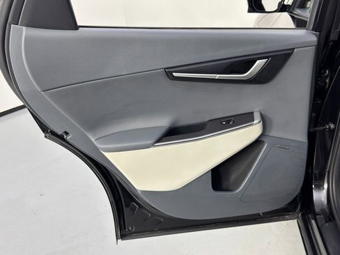 Used 2022 Kia EV6 Wind RWD image 39