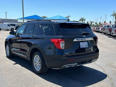 Certified 2023 Ford Explorer XLT w/ Equipment Group 202A AWD/4WD image 5