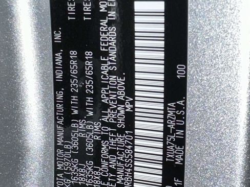 Certified 2025 Toyota Highlander XLE AWD/4WD image 40