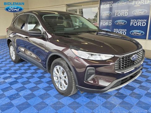 Used 2023 Ford Escape Active w/ Tech Pack #1 image 1