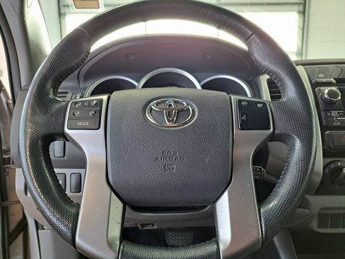 Used 2012 Toyota Tacoma PreRunner w/ SR5 Pkg image 10