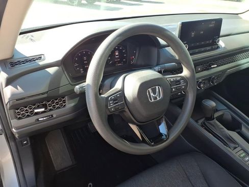 Used 2023 Honda Accord EX image 16