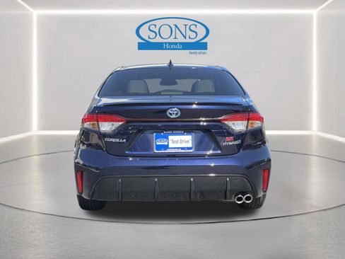 Used 2024 Toyota Corolla SE FWD image 25