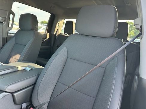 New 2025 GMC Sierra 1500 Elevation image 27