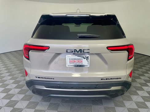 Used 2026 GMC Terrain Elevation FWD image 4