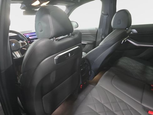 Certified 2024 BMW X5 sDrive40i w/ M Sport Package RWD image 10