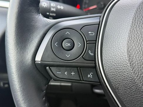 Used 2022 Toyota Corolla SE image 25