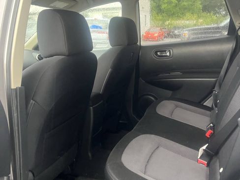 Used 2013 Nissan Rogue SV FWD image 13