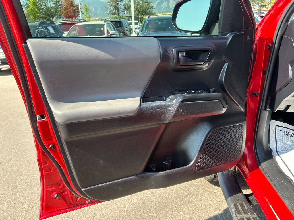 Used 2021 Toyota Tacoma SR AWD/4WD image 20