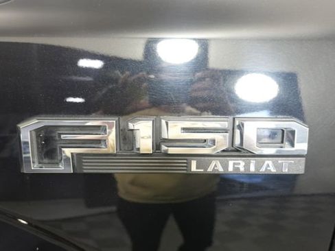 Used 2019 Ford F150 Lariat w/ Equipment Group 502A Luxury image 25