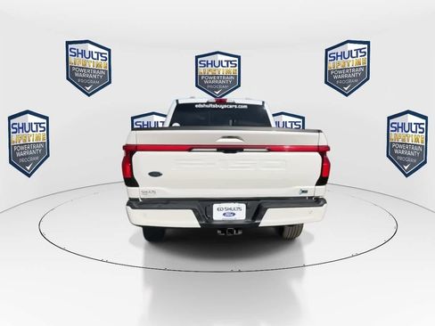 Used 2022 Ford F150 Lightning Lariat image 8