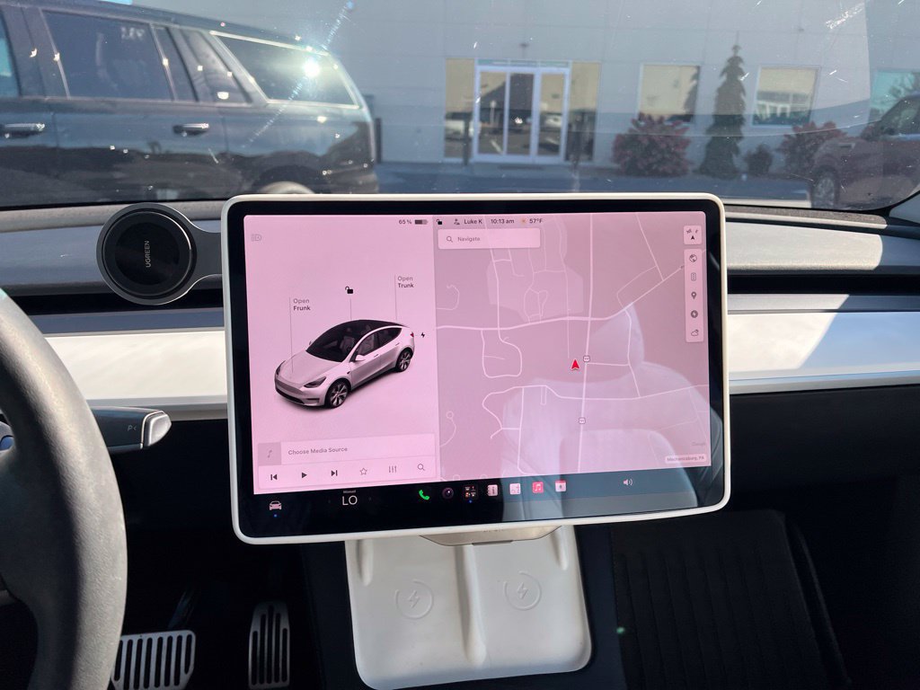 Used 2021 Tesla Model Y Long Range AWD/4WD image 21