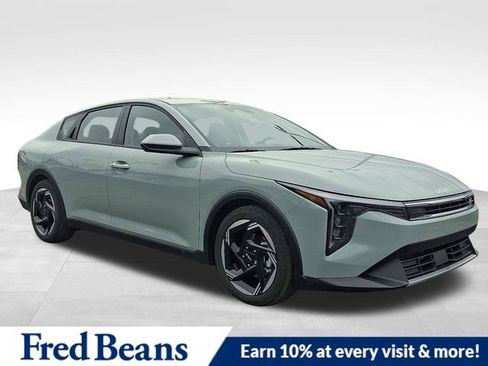 New 2025 Kia K4 EX image 1