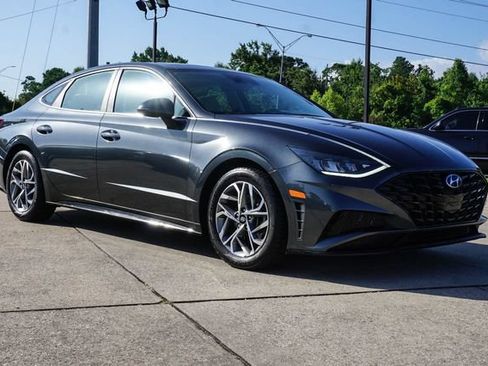 Used 2023 Hyundai Sonata SEL w/ Convenience Package FWD image 2