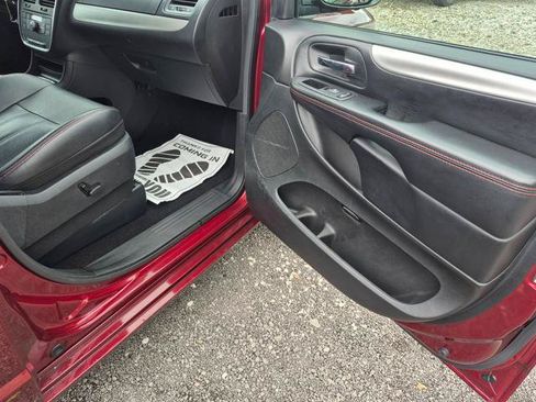 Used 2019 Dodge Grand Caravan GT FWD image 7