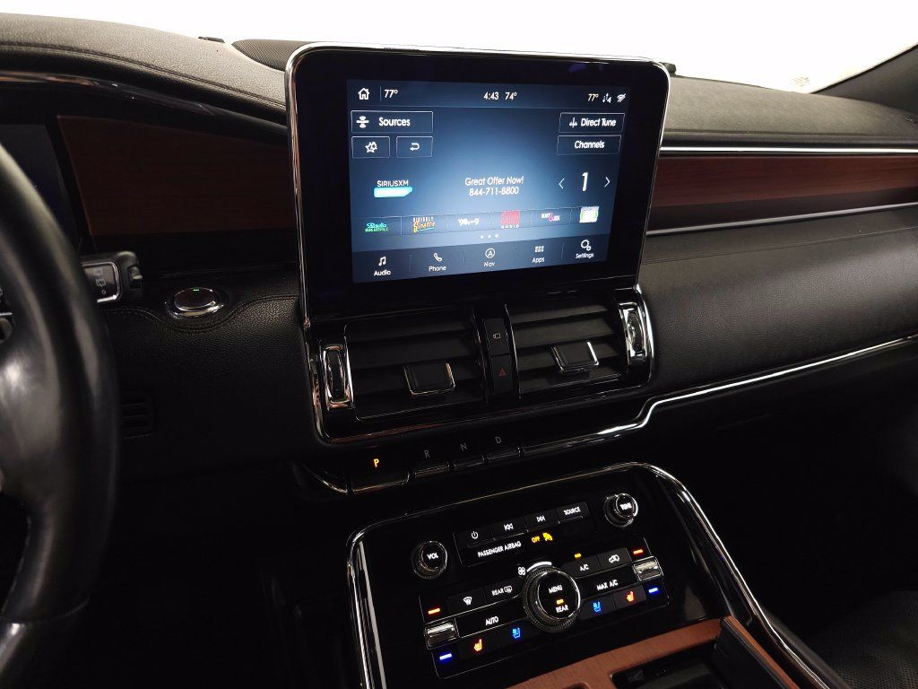 Used 2020 Lincoln Navigator L Reserve w/ Luxury Package AWD/4WD image 26