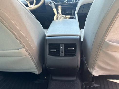 Used 2020 Honda Accord EX image 33