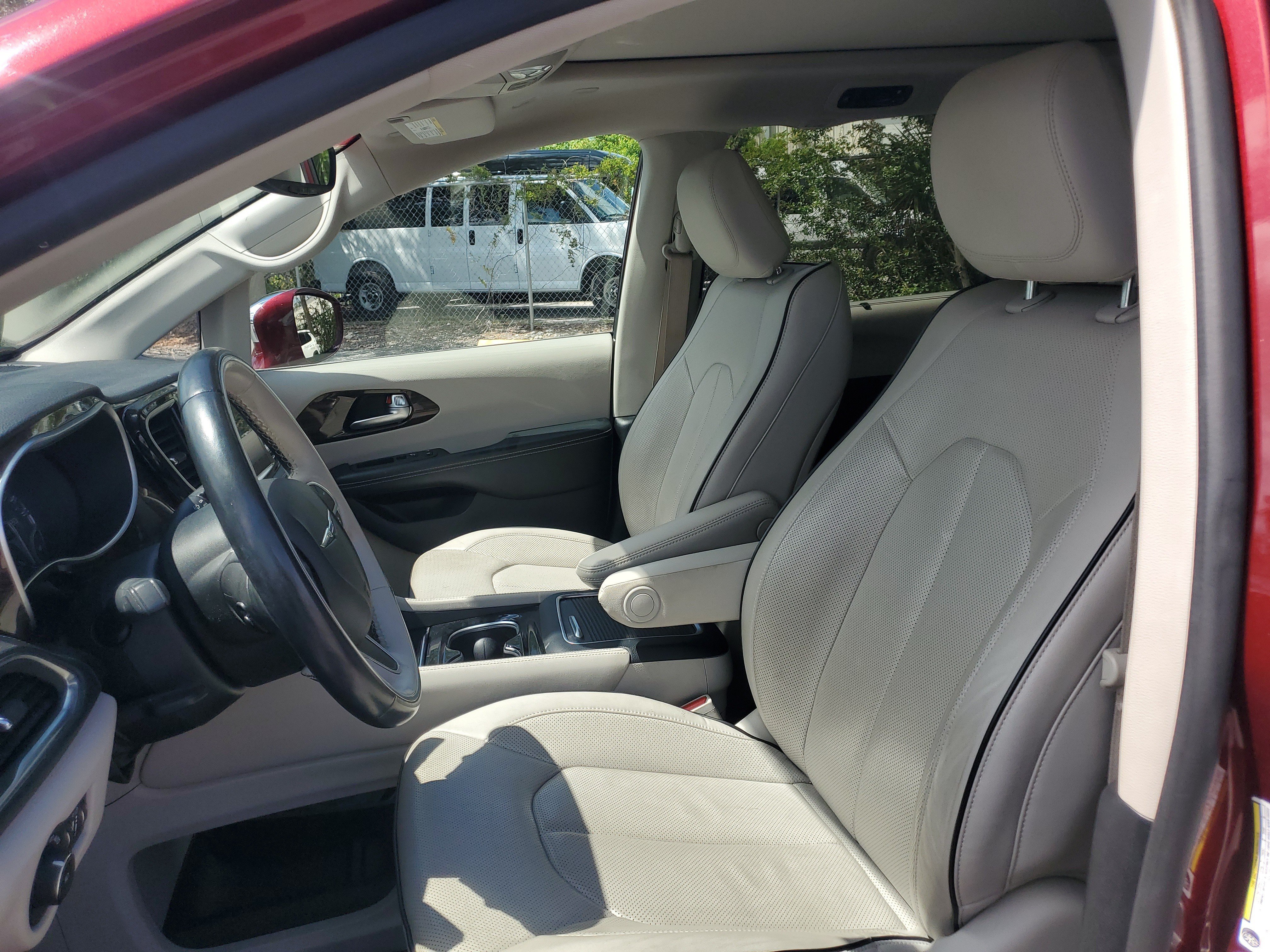 Used 2021 Chrysler Pacifica Limited w/ Premium & Safety Sphere Group AWD/4WD image 21