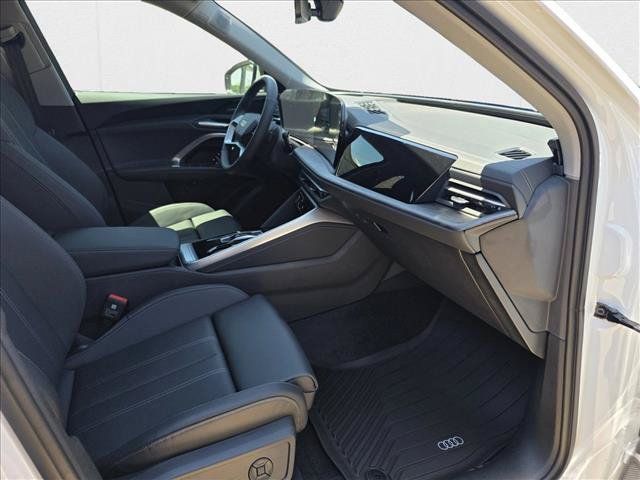 New 2025 Audi Q5 Premium w/ Premium Plus AWD/4WD image 12