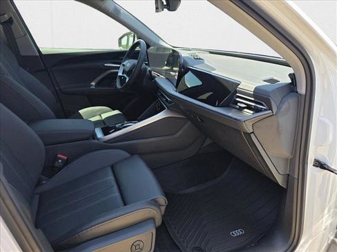 New 2025 Audi Q5 Premium w/ Premium Plus AWD/4WD image 12