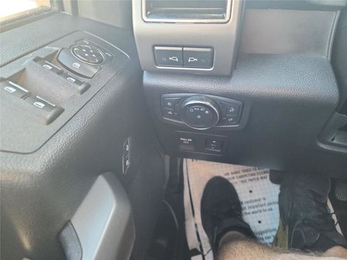 Used 2019 Ford F150 XLT w/ Equipment Group 302A Luxury image 37