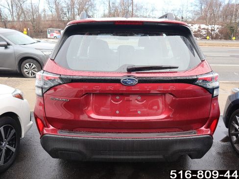Used 2025 Subaru Forester image 5