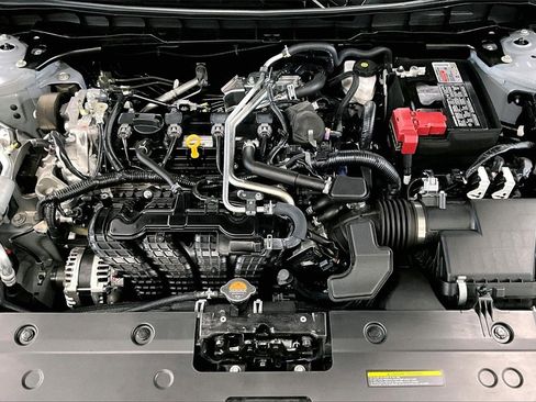 Certified 2025 Nissan Altima 2.5 SR image 9