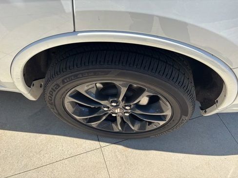 Used 2025 Dodge Durango GT AWD/4WD image 11