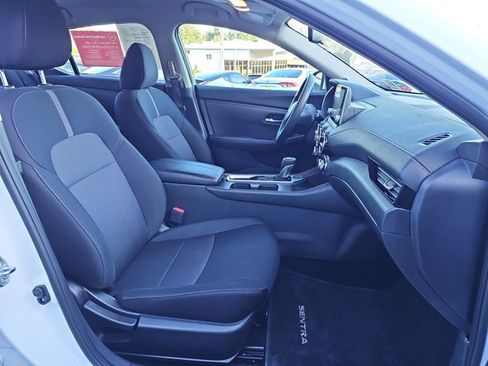 Certified 2024 Nissan Sentra SV image 24
