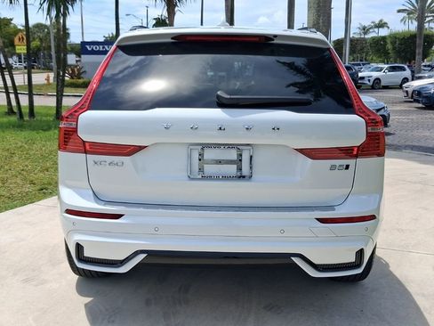 Certified 2024 Volvo XC60 B5 Core w/ Protection Package Premier AWD/4WD image 5