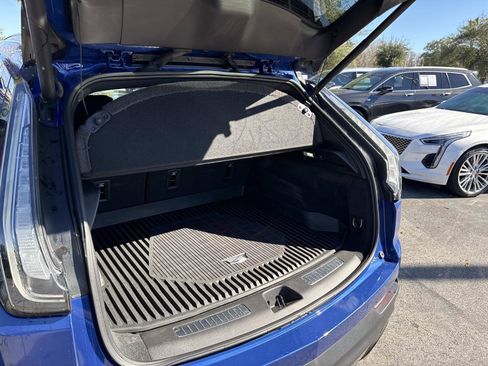 Used 2021 Cadillac XT4 Sport image 12