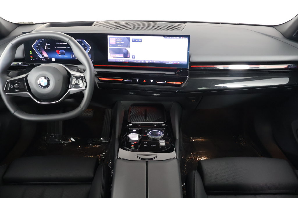 Used 2026 BMW 530i w/ Premium Package RWD image 14