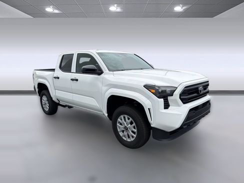 Used 2026 Toyota Tacoma SR RWD image 7