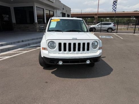 Used 2016 Jeep Patriot High Altitude AWD/4WD image 16
