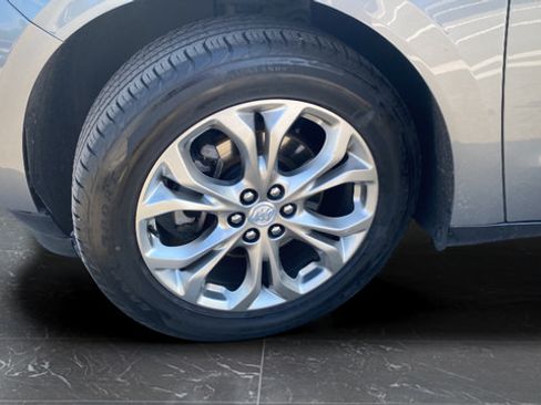 Used 2018 Buick Enclave Avenir w/ Avenir Technology Package AWD/4WD image 43