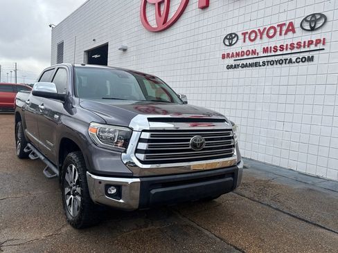 Used 2018 Toyota Tundra Limited image 3