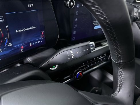 New 2026 Chevrolet Equinox LT w/ Convenience Package II image 16